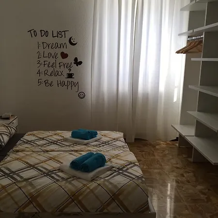 Via Opifici *
